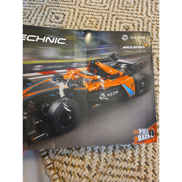 LEGO Technic NEOM McLaren Formula E Race Car Toy 42169 *SEE DETAILS* - Picture 8 of 16